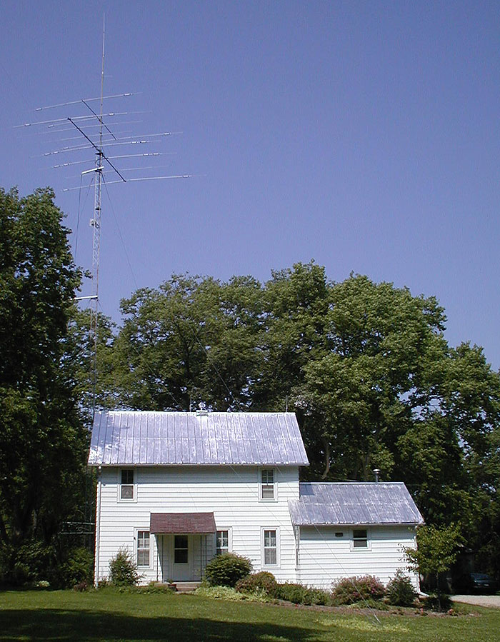 Amateur Radio Station NU9N Home, Operator John Anning, Dixon, Illinois